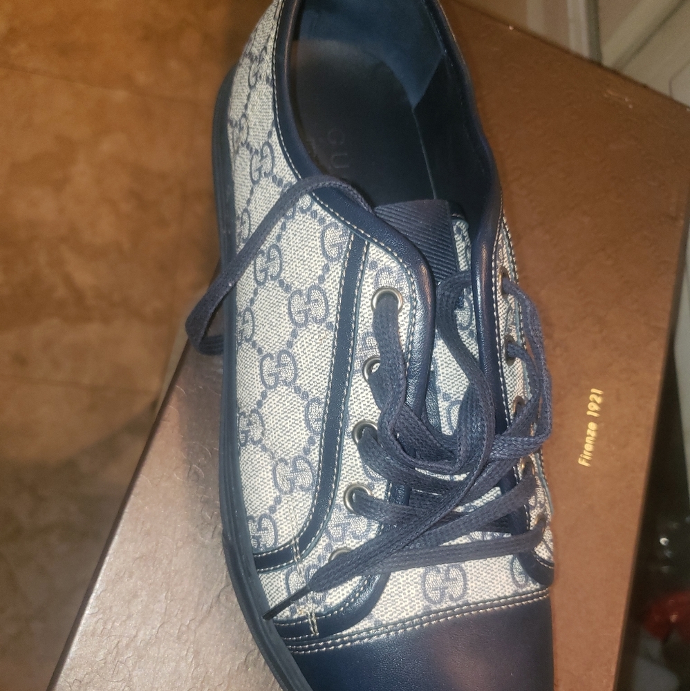 gucci sneakers